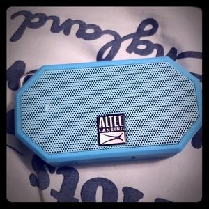 Mini bluetooth speaker